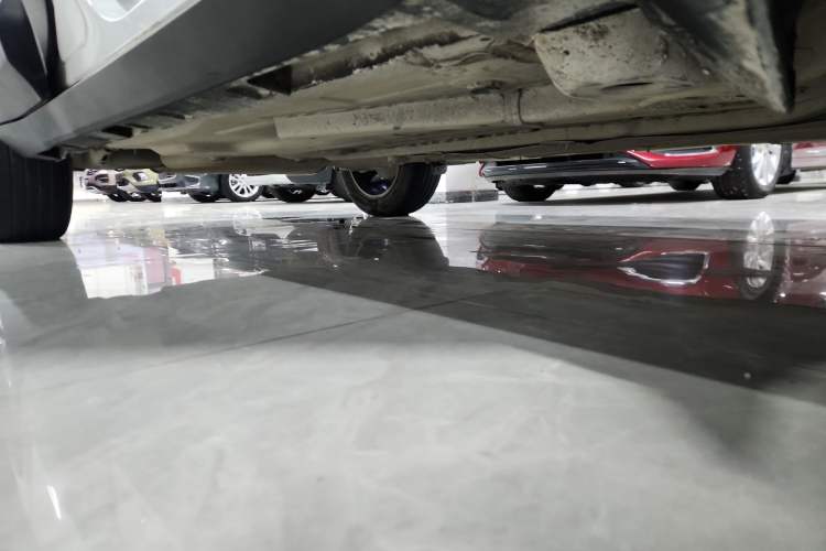 Used Buick Encore 2021 332T CVT Elite Edition Right Side Sill