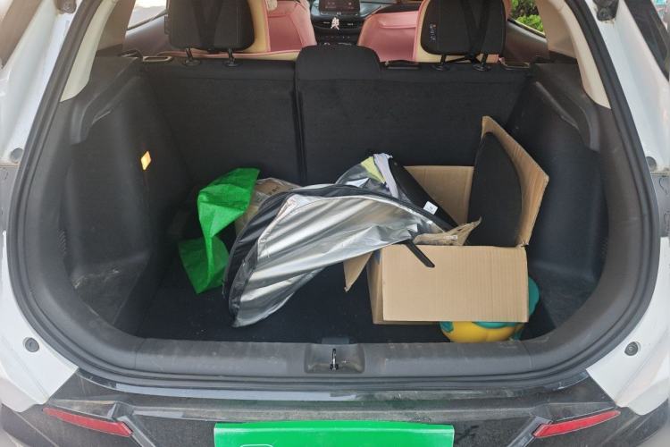 Used Buick Encore 2021 332T CVT Elite Edition Trunk