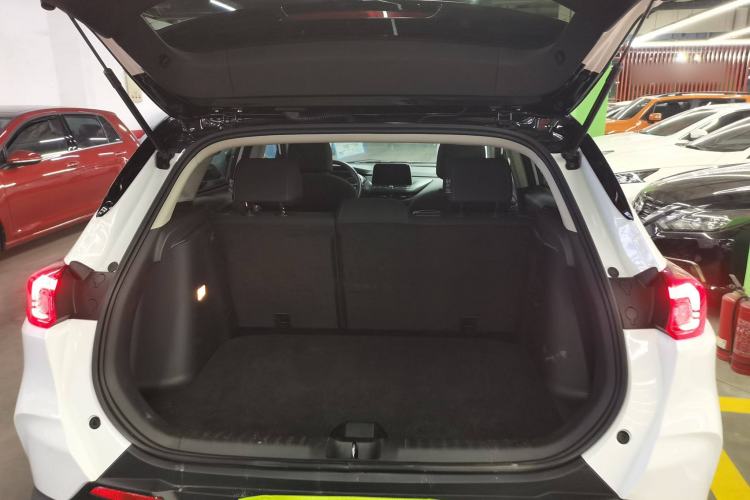 Used Buick Encore 2021 332T CVT Elite Edition Trunk