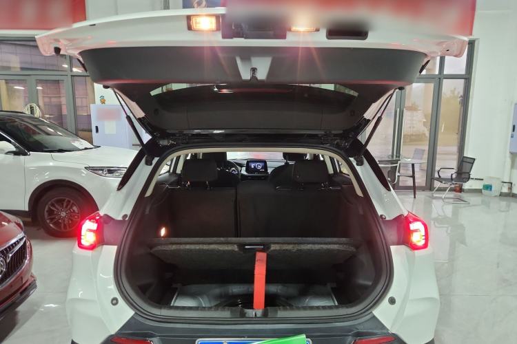 Used Buick Encore 2021 332T CVT Elite Edition Trunk