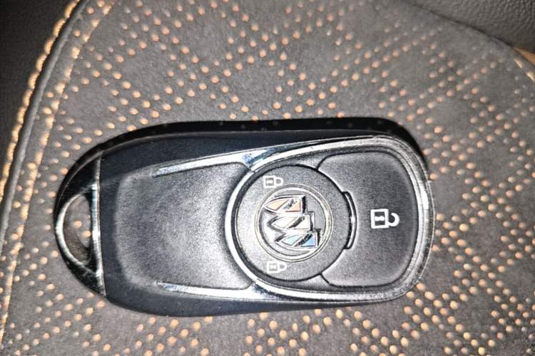 Used Buick Encore 2021 332T CVT Luxury Version Vehicle Key