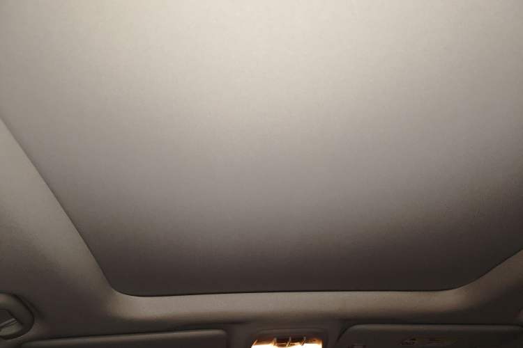 Used Buick Encore GX 2020 20T CVT Two-Wheel Drive Luxury Version Headliner