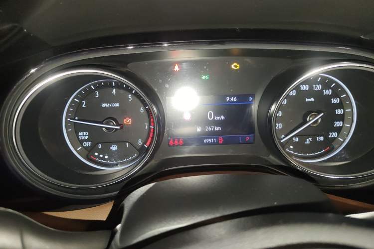 Used Buick Encore GX 2020 20T CVT Two-Wheel Drive Flagship Version Instrument Cluster