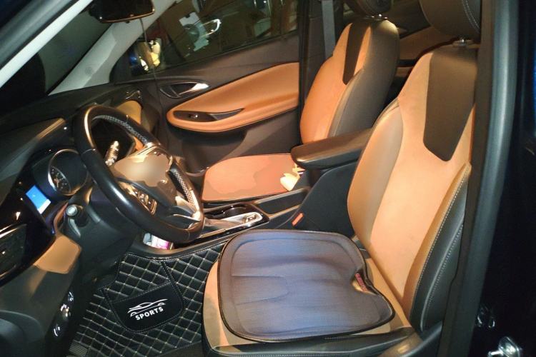 Used Buick Encore GX 2020 20T CVT Two-Wheel Drive Luxury Version Left Front Seat