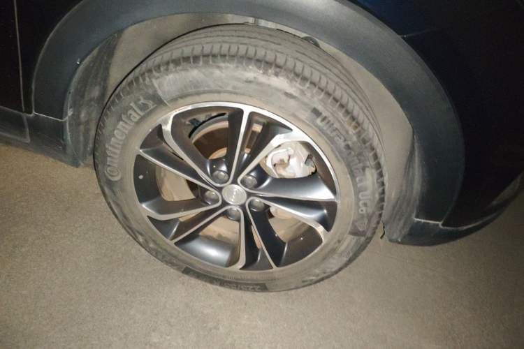 Used Buick Encore GX 2020 20T CVT Two-Wheel Drive Luxury Version Right Front Wheel Hub