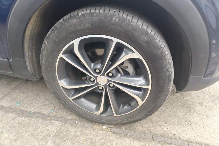 Used Buick Encore GX 2022 332T CVT Two-Wheel Drive Luxury Version Right Front Wheel Hub