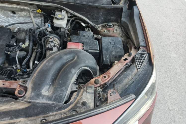 Used Buick Encore GX 2020 20T CVT Two-Wheel Drive Luxury Version Engine Bay Left