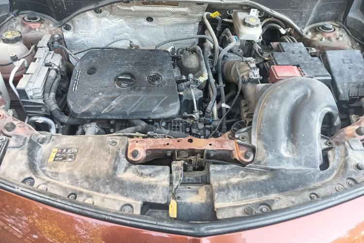 Used Buick Encore GX 2020 20T CVT Two-Wheel Drive Luxury Version Engine Bay