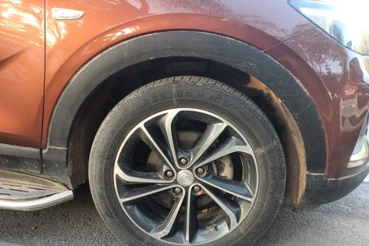 Used Buick Encore GX 2020 20T CVT Two-Wheel Drive Luxury Version Right Front Wheel Hub