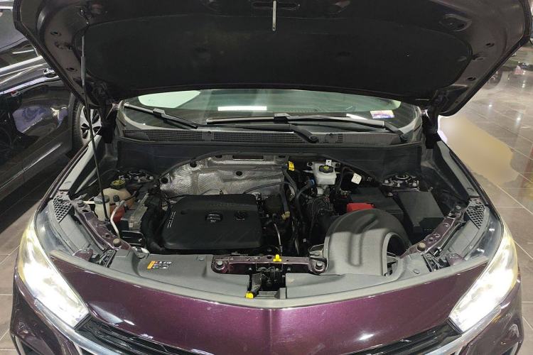 Used Buick Encore GX 2020 20T CVT Two-Wheel Drive Flagship Version Engine Bay
