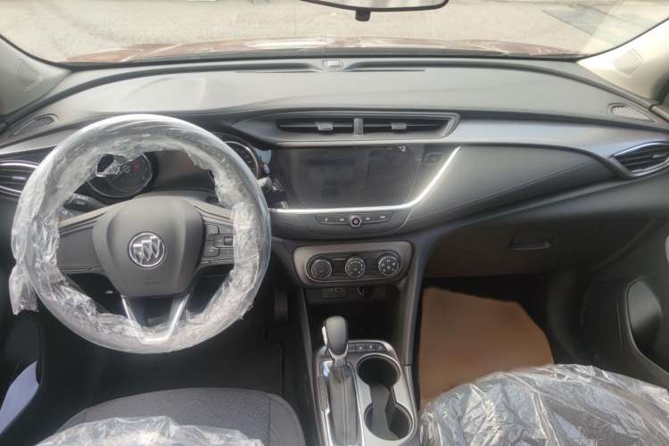 Used Buick Encore GX 2020 20T CVT Two-Wheel Drive Comfort Version Interior 1