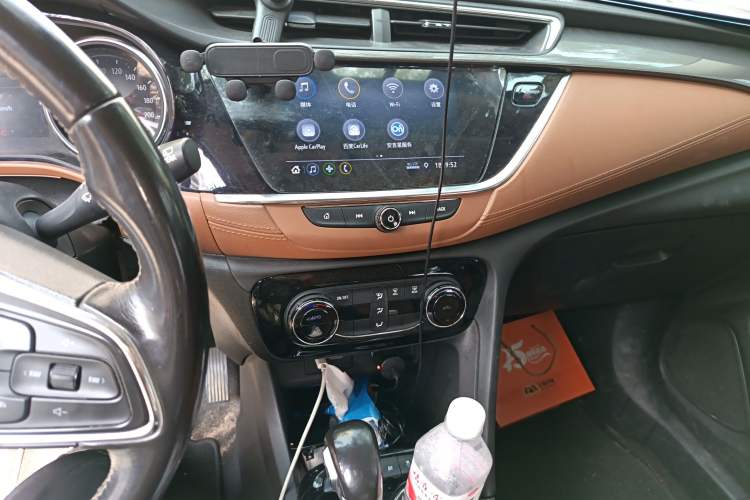 Used Buick Encore GX 2020 20T CVT Two-Wheel Drive Luxury Version Audio And AC Panel