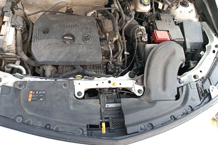Used Buick Encore GX 2020 20T CVT Two-Wheel Drive Luxury Version Engine Bay
