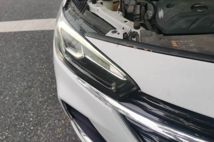 Used Buick Encore GX 2020 20T CVT Two-Wheel Drive Flagship Version Right Front Headlight