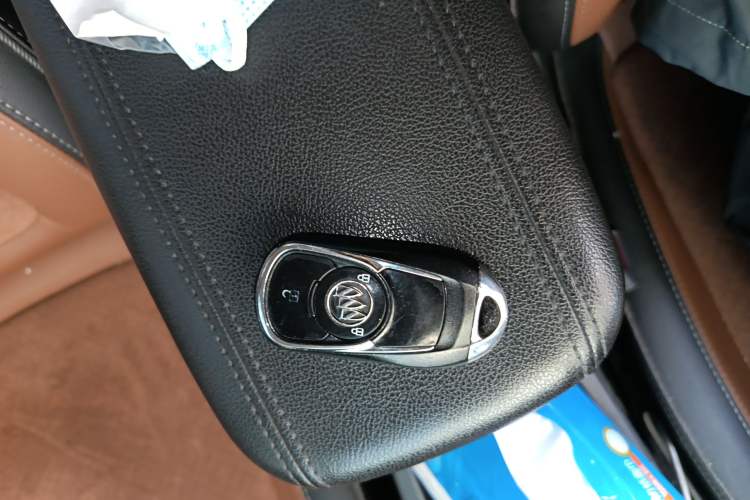 Used Buick Encore GX 2020 20T CVT Two-Wheel Drive Luxury Version Vehicle Key