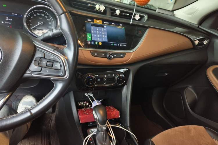 Used Buick Encore GX 2020 20T CVT Two-Wheel Drive Luxury Version Audio And AC Panel