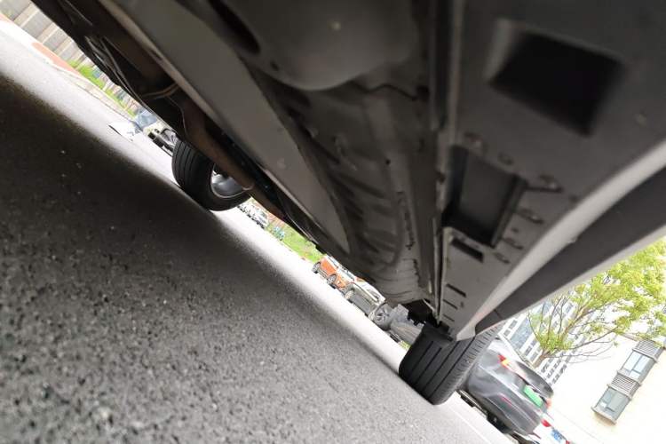 Used Buick Encore GX 2020 20T CVT Two-Wheel Drive Luxury Version Chassis Front Left