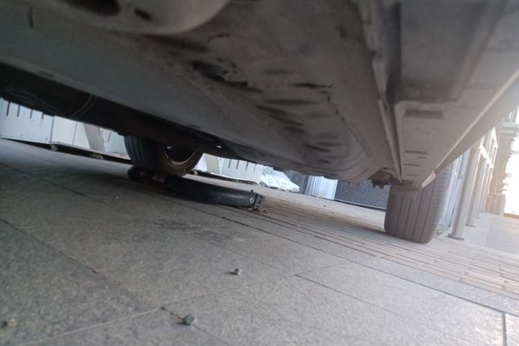 Used Buick Encore GX 2020 20T CVT Two-Wheel Drive Luxury Version Chassis Front Left