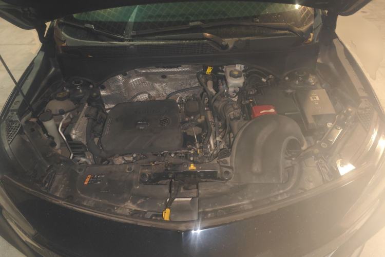 Used Buick Encore GX 2020 20T CVT Two-Wheel Drive Luxury Version Engine Bay