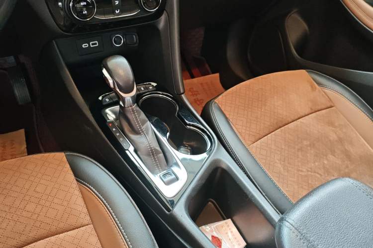 Used Buick Encore GX 2020 20T CVT Two-Wheel Drive Luxury Version Gear Lever