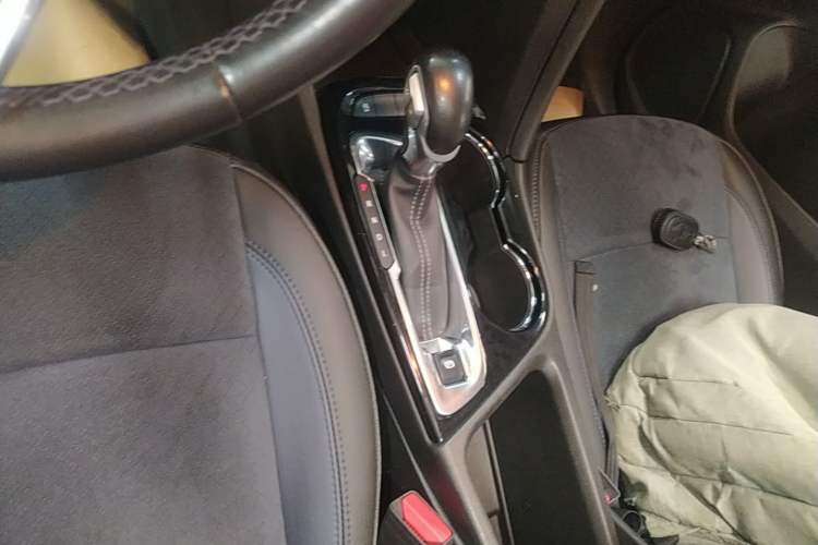 Used Buick Encore GX 2020 20T CVT Two-Wheel Drive Luxury Version Gear Lever