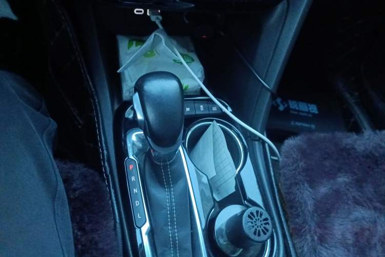 Used Buick Encore GX 2020 20T CVT Two-Wheel Drive Luxury Version Gear Lever