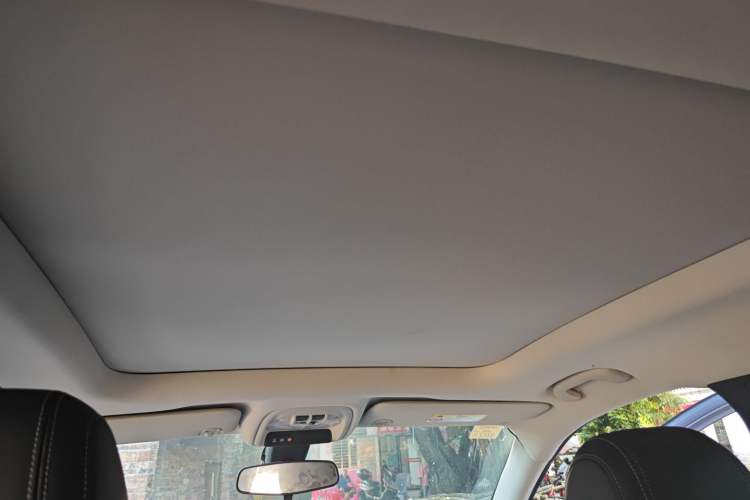 Used Buick Encore GX 2020 20T CVT Two-Wheel Drive Luxury Version Headliner