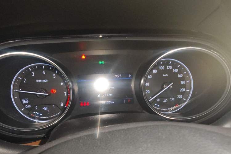 Used Buick Encore GX 2020 20T CVT Two-Wheel Drive Luxury Version Instrument Cluster