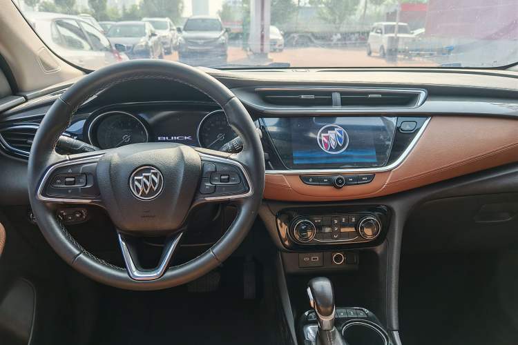 Used Buick Encore GX 2020 20T CVT Two-Wheel Drive Luxury Version Interior 6