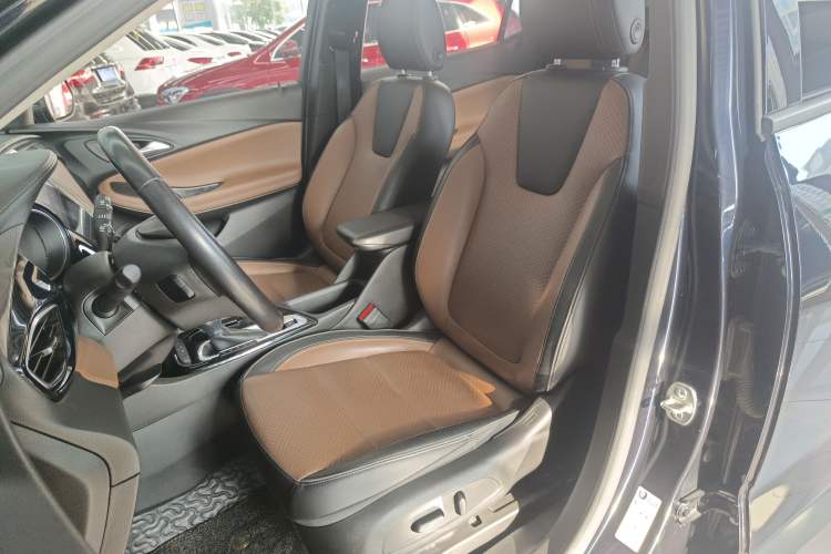 Used Buick Encore GX 2020 20T CVT Two-Wheel Drive Flagship Version Left Front Seat