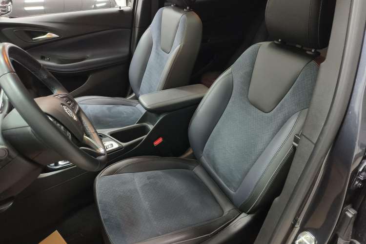 Used Buick Encore GX 2020 20T CVT Two-Wheel Drive Luxury Version Left Front Seat