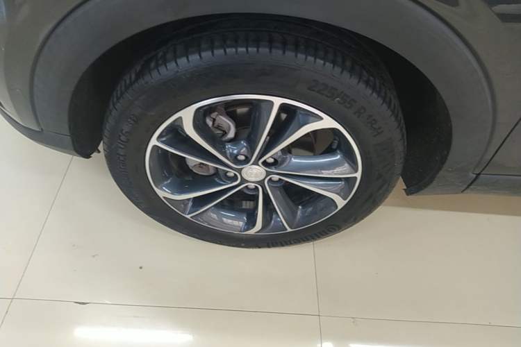 Used Buick Encore GX 2020 20T CVT Two-Wheel Drive Luxury Version Left Front Wheel Hub