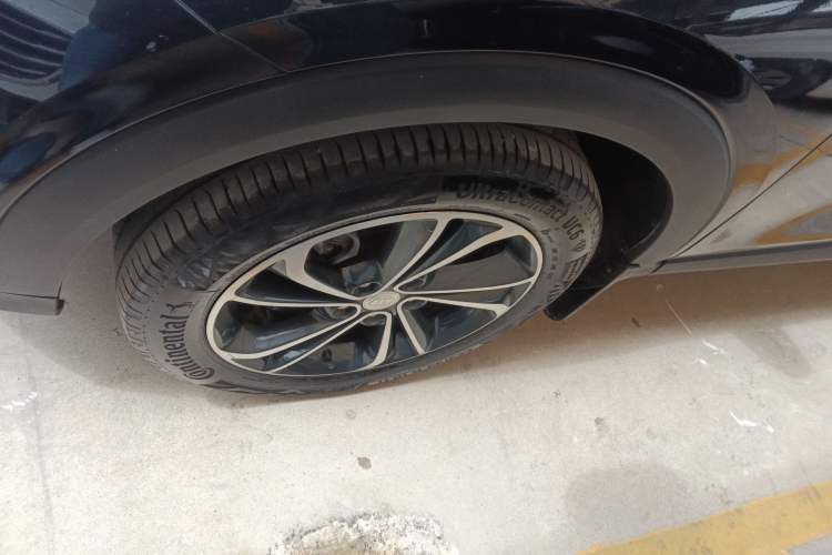 Used Buick Encore GX 2020 20T CVT Two-Wheel Drive Flagship Version Left Front Wheel Hub