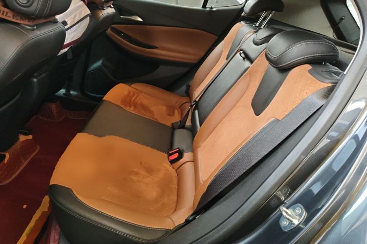 Used Buick Encore GX 2020 20T CVT Two-Wheel Drive Luxury Version Left Rear Seat