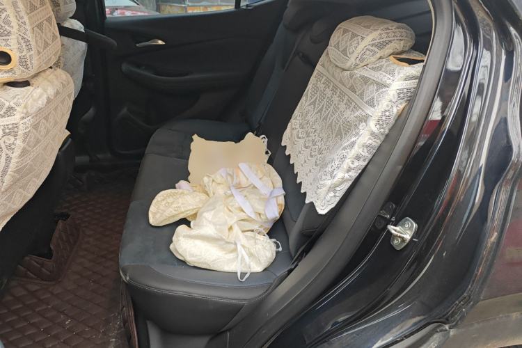 Used Buick Encore GX 2020 20T CVT Two-Wheel Drive Luxury Version Left Rear Seat