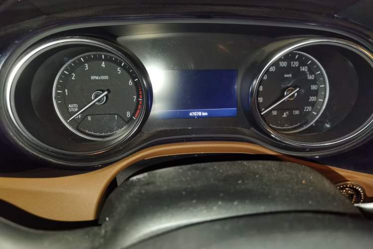 Used Buick Encore GX 2020 20T CVT Two-Wheel Drive Flagship Version Odometer Close Up