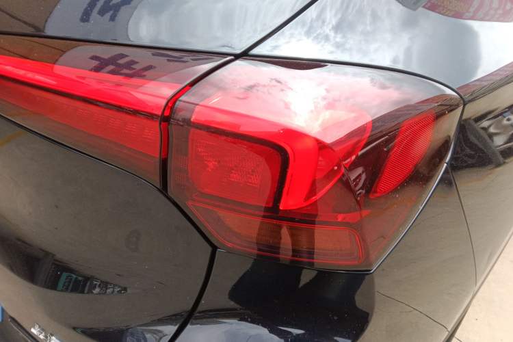 Used Buick Encore GX 2020 20T CVT Two-Wheel Drive Flagship Version Right Rear Taillight