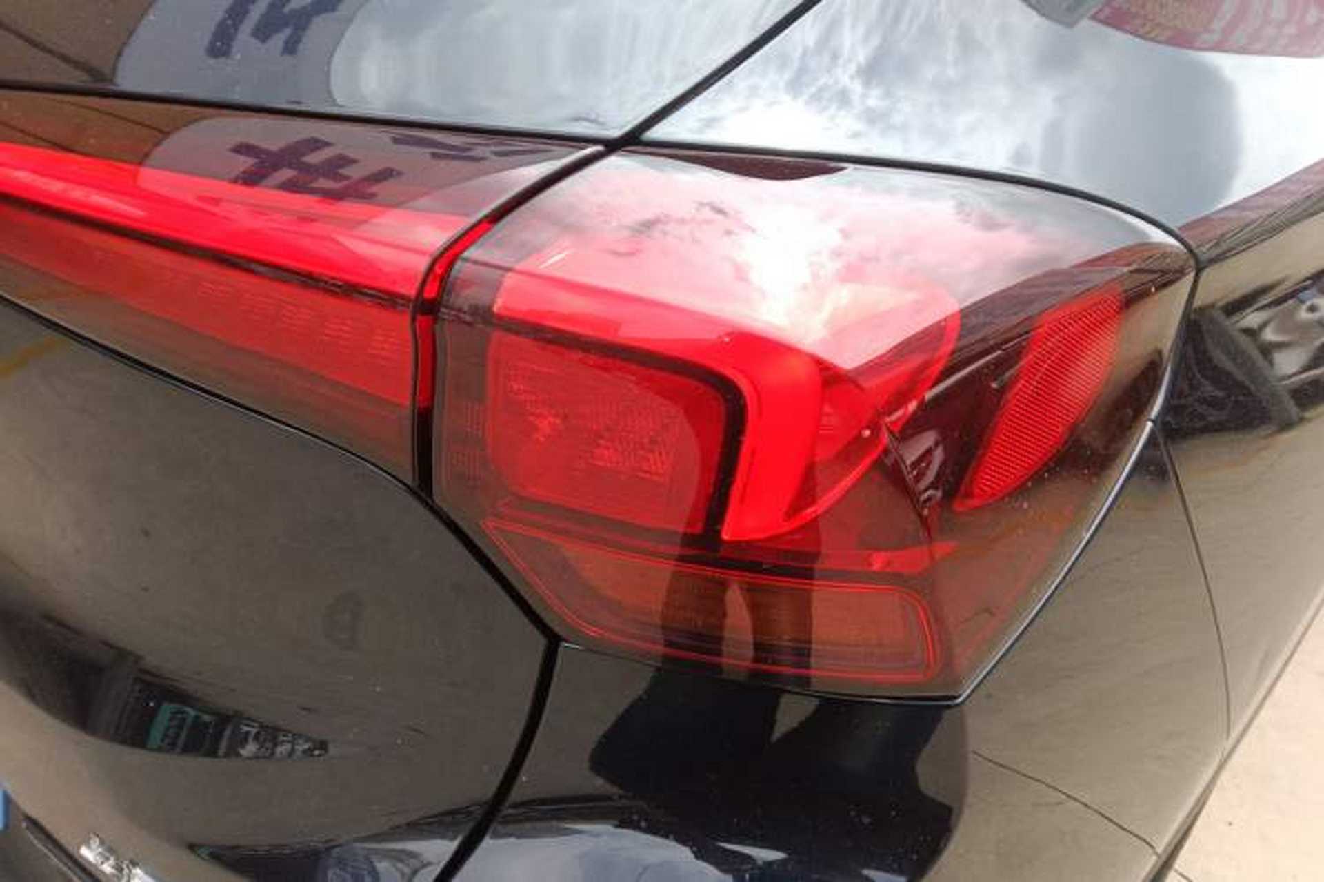 Used Buick Encore GX 2020 20T CVT Two-Wheel Drive Flagship Version Right Rear Taillight