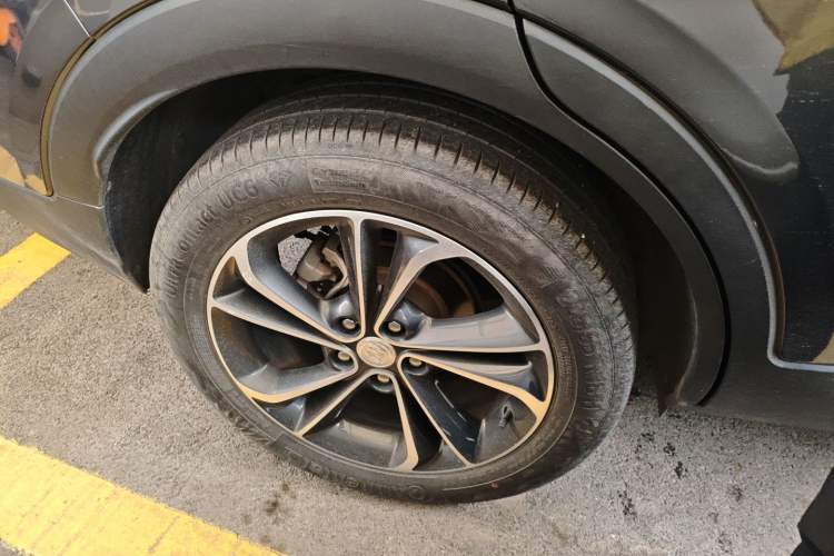 Used Buick Encore GX 2020 20T CVT Two-Wheel Drive Luxury Version Right Rear Wheel Hub