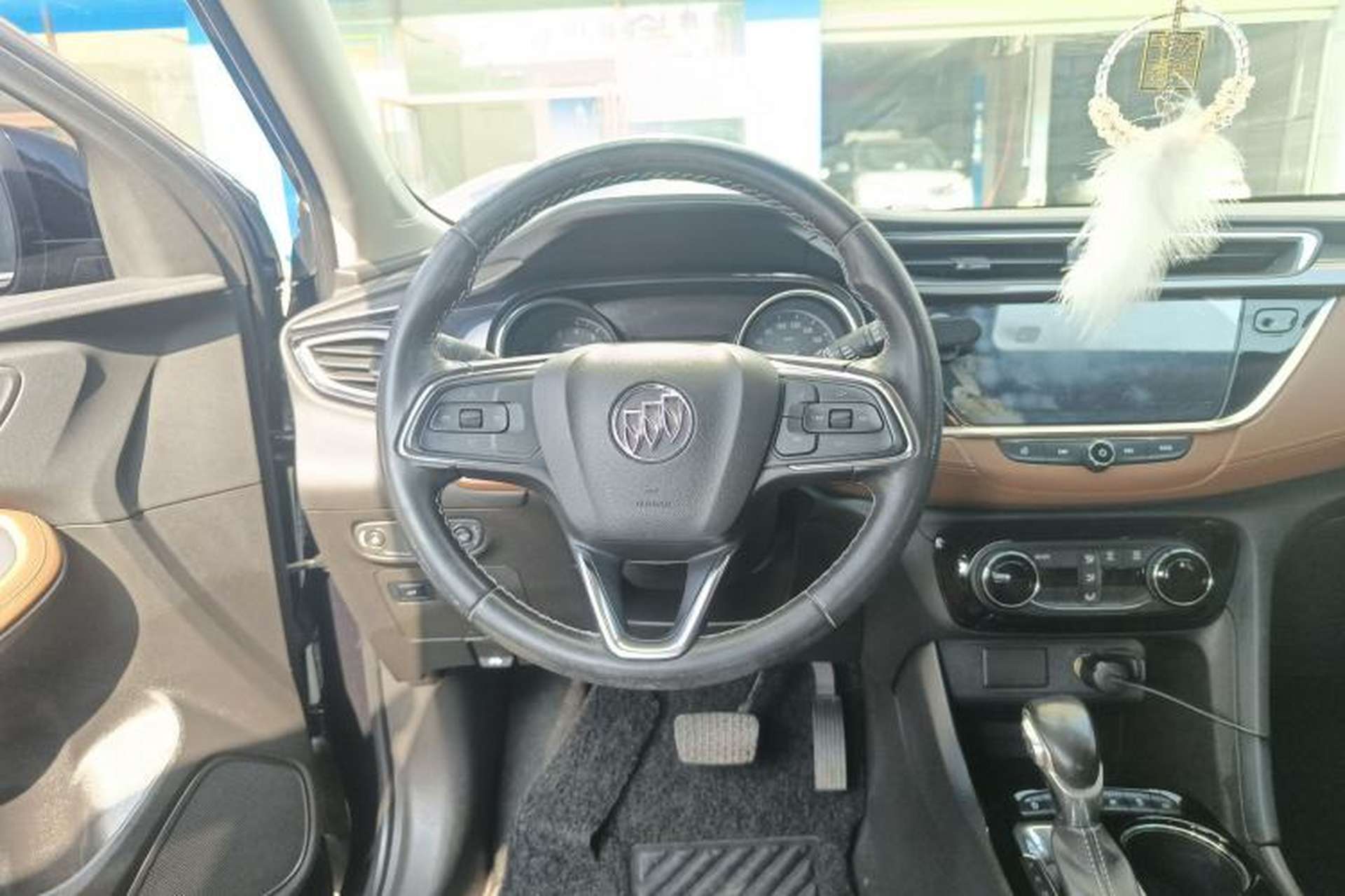 Used Buick Encore GX 2020 20T CVT Two-Wheel Drive Luxury Version Steering Wheel