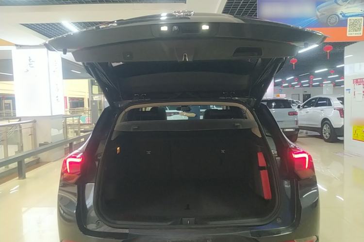Used Buick Encore GX 2020 20T CVT Two-Wheel Drive Luxury Version Trunk