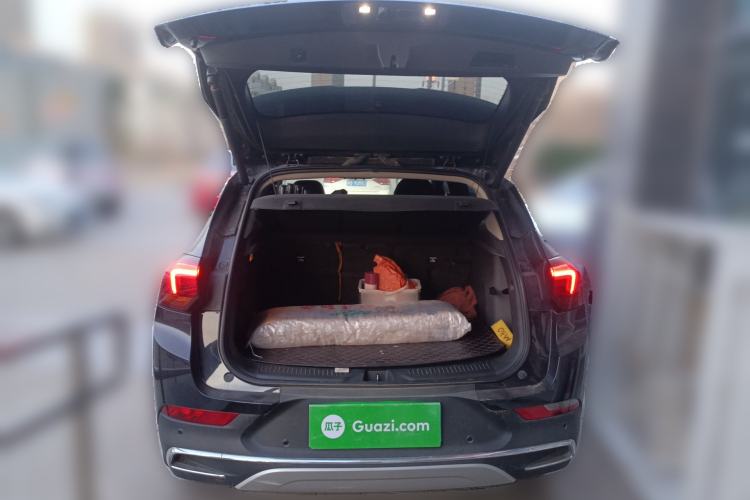 Used Buick Encore GX 2020 20T CVT Two-Wheel Drive Luxury Version Trunk