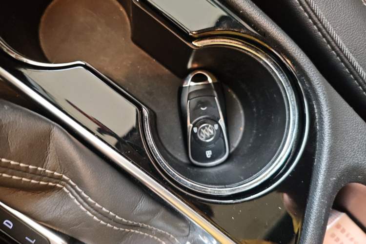Used Buick Encore GX 2020 20T CVT Two-Wheel Drive Luxury Version Vehicle Key