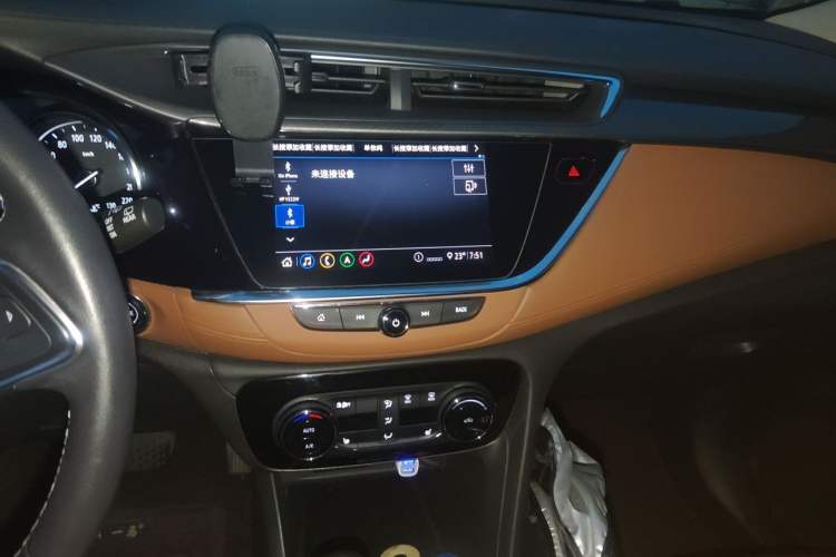 Used Buick Encore GX 2020 20T CVT Two-Wheel Drive Flagship Version Audio And AC Panel