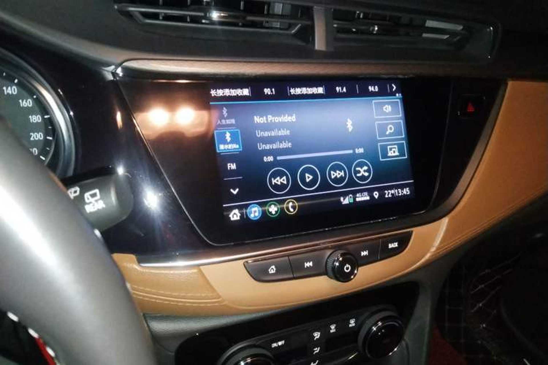 Used Buick Encore GX 2020 20T CVT Two-Wheel Drive Luxury Version Audio And AC Panel