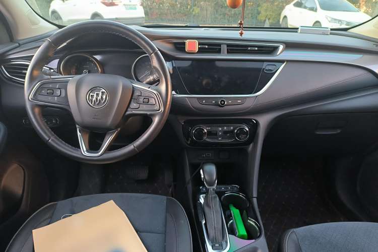 Used Buick Encore GX 2020 20T CVT Two-Wheel Drive Luxury Version Center Console