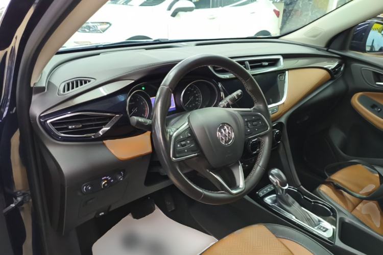 Used Buick Encore GX 2020 20T Automatic All-Wheel-Drive Flagship Model Center Console