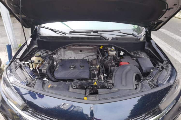 Used Buick Encore GX 2020 20T CVT Two-Wheel Drive Luxury Version Engine Bay
