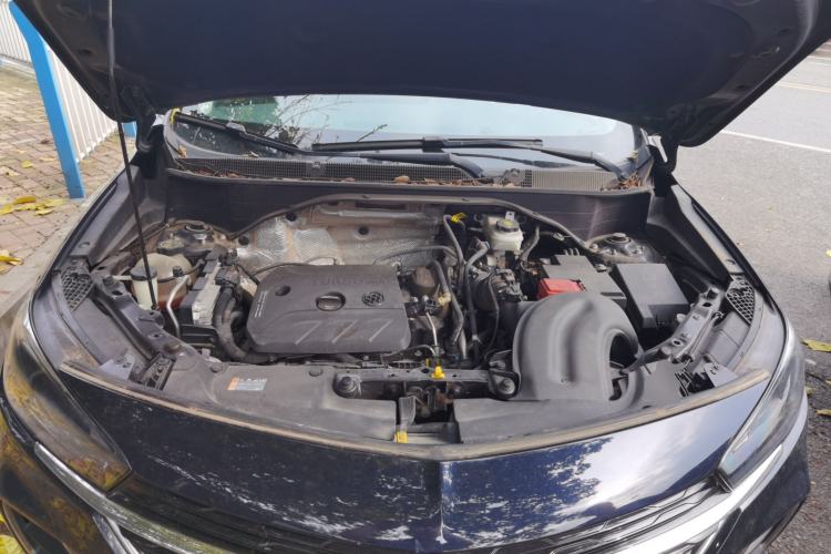 Used Buick Encore GX 2020 20T CVT Two-Wheel Drive Luxury Version Engine Bay