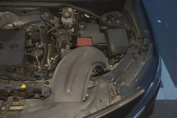 Used Buick Encore GX 2020 20T CVT Two-Wheel Drive Flagship Version Engine Bay Left